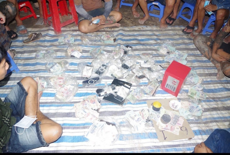 cờ bạc tn 3.jpg -0