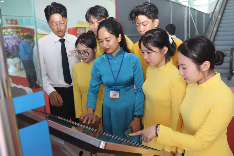 Chuyển đổi số góp phần vào tăng trưởng kinh tế của tỉnh Vĩnh Long -0