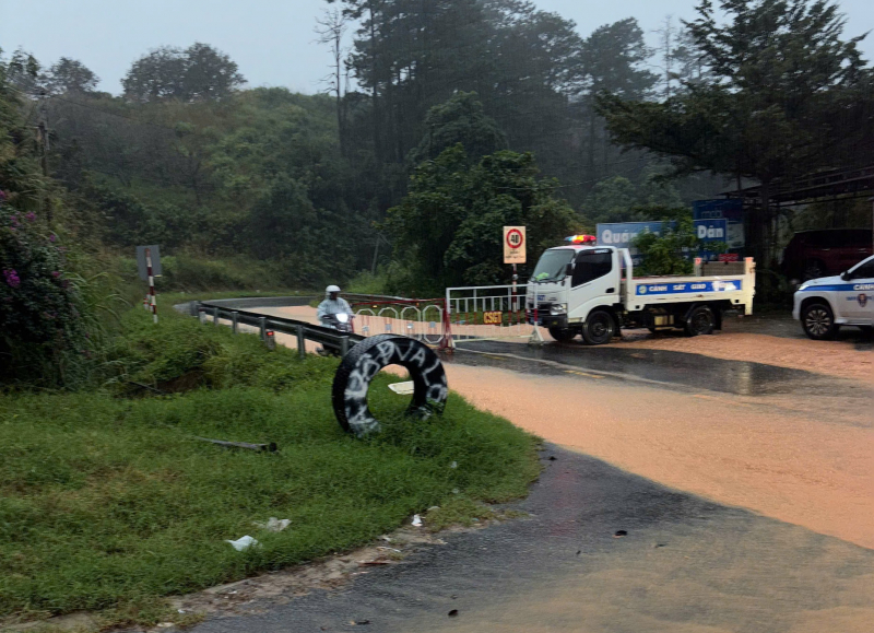 Khánh Hoà: 7 người chết, 17 người bị thương, 1 người mất tích do mưa lũ, sạt lở đất đá. -0