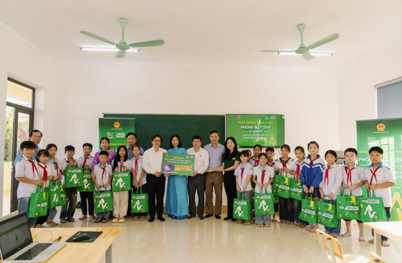 Nestlé doa salas de informática para ajudar estudantes a terem acesso à tecnologia -0