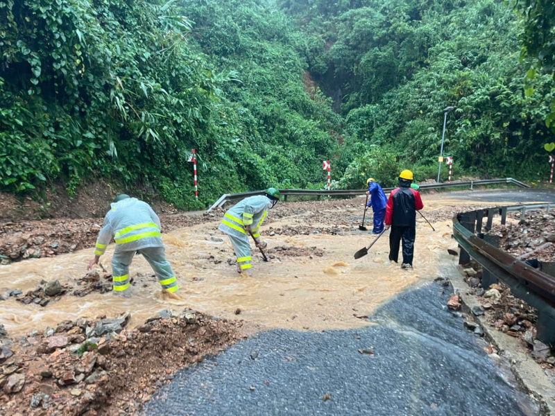 Chuyên gia lý giải nguyên nhân miền Trung – Tây Nguyên liên tiếp xảy ra sạt lở? -0