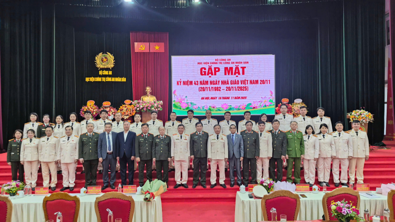 Học viện Chính trị CAND gặp mặt Kỷ niệm Ngày Nhà giáo Việt Nam -0