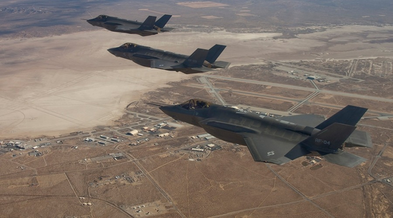 Tổng thống Trump quyết bán F-35 cho Arab Saudi -0