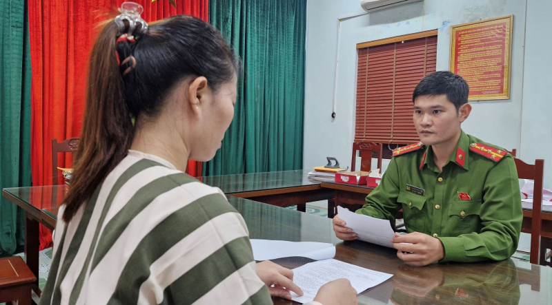 Những “người thầy giáo” mang sắc phục Công an -0