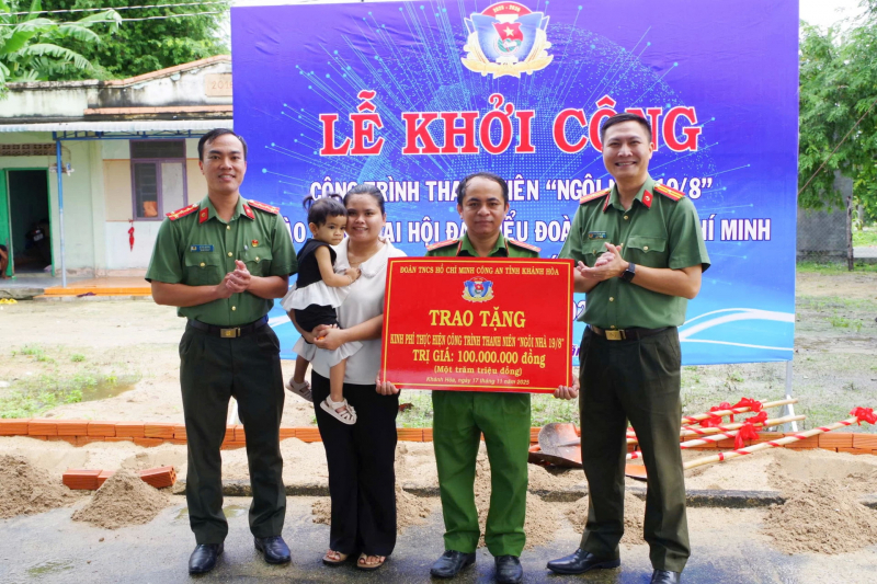 Đoàn Thanh niên Công an tỉnh Khánh Hoà xây dựng “Ngôi nhà 19/8” cho đoàn viên có gia cảnh khó khăn -0