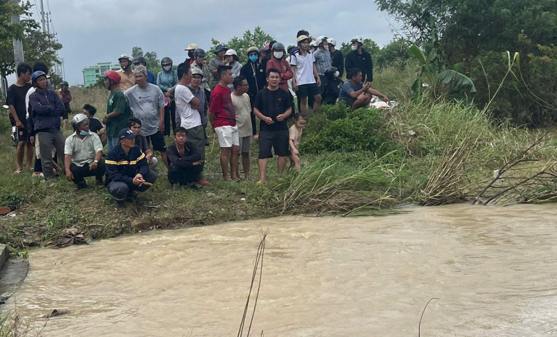 Tìm thấy thi thể nam thanh niên bị lũ cuốn mất tích nhiều giờ -0