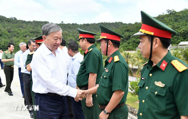 Tổng Bí thư: Xây dựng Thổ Châu trở thành đặc khu biển đảo xanh-mạnh-bền vững -0