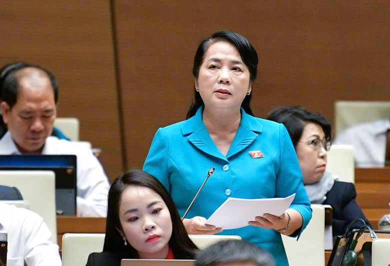 Người dân mua vàng tích luỹ cho con cháu, đề phòng ốm đau phải chịu thuế, nên hay không? -0