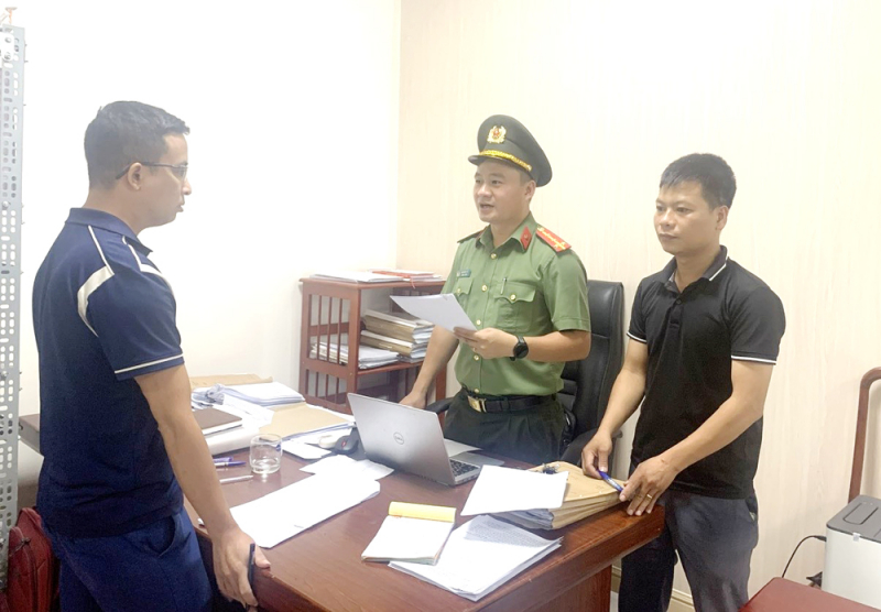 Triệt xóa đường dây tổ chức cho người khác trốn đi nước ngoài liên tỉnh, bắt 9 đối tượng -0