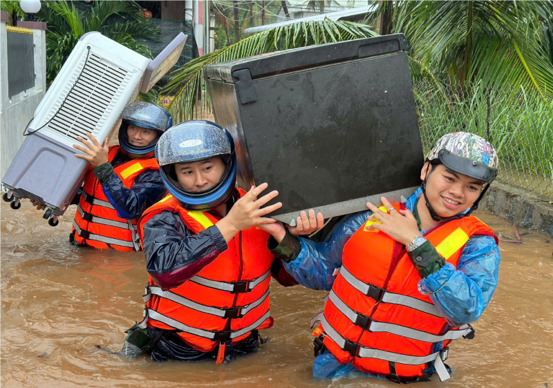 Đắk Lắk tạm hoãn các cuộc họp không cần thiết để tập trung chống lũ -0
