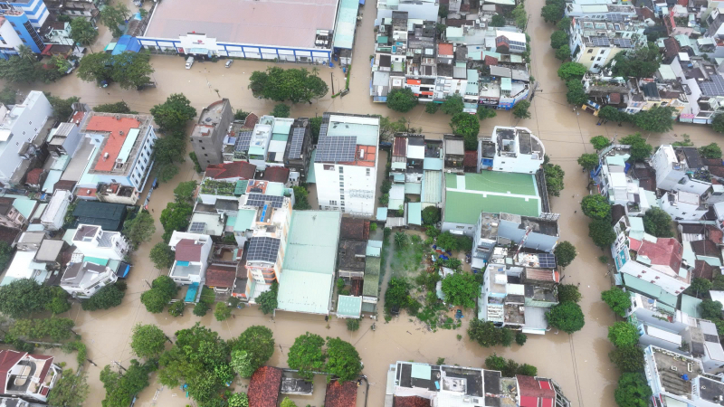 Đắk Lắk tạm hoãn các cuộc họp không cần thiết để tập trung chống lũ -0