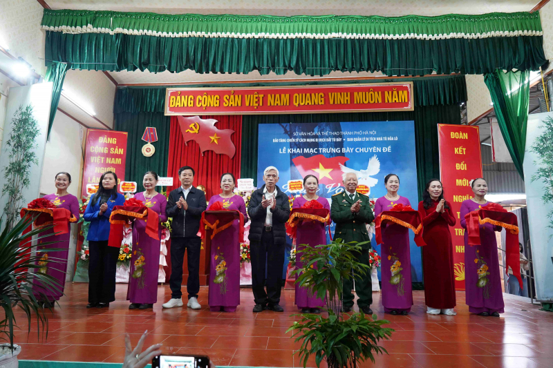 Triển lãm về những cuộc vượt ngục đặc biệt của các chiến sĩ yêu nước quả cảm -0