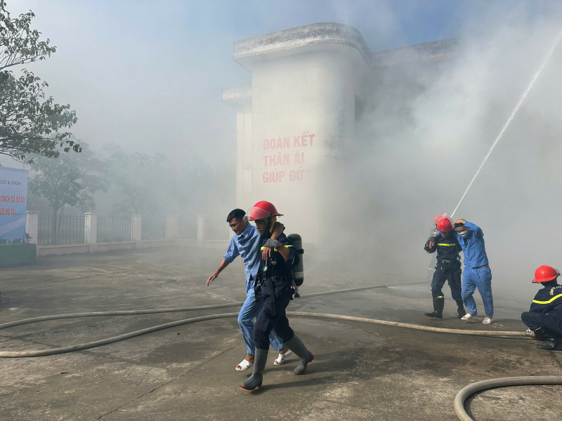 Lớp học “xoá mù chữ” trong Cơ sở cai nghiện: Hành trình nhân văn dưới mái nhà Công an -0