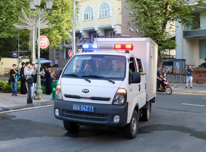 Xét xử Hoa hậu Hòa bình và nhóm KOL vì thổi phồng công dụng của kẹo Kera -0