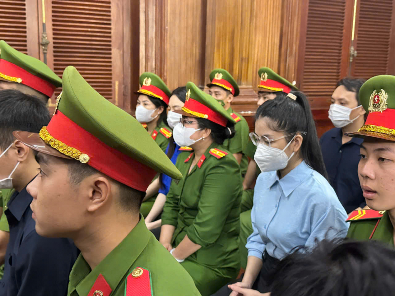 Hoa hậu Thùy Tiên và Hằng Du Mục hối hận về hành vi của mình -0