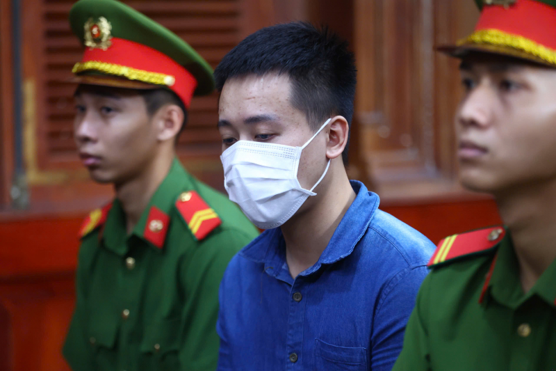 Hoa hậu Thùy Linh, Hằng Du Mục, Quang Linh Vlog cùng bị tuyên phạt -0