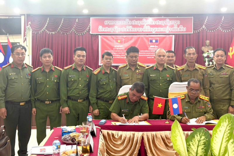 Công an TP Huế và Công an tỉnh Salavan (Lào) ký kết quy chế triển khai Tổ phòng, chống ma túy tại khu vực biên giới  -0