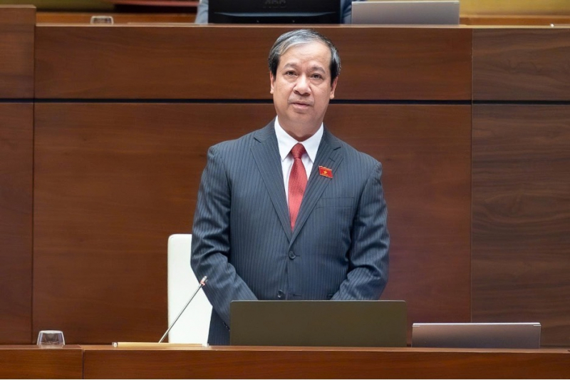 Thứ trưởng Bộ Y tế đề nghị giáo dục sức khỏe do Bộ Y tế quản lý, Bộ trưởng Bộ Giáo dục nói không 