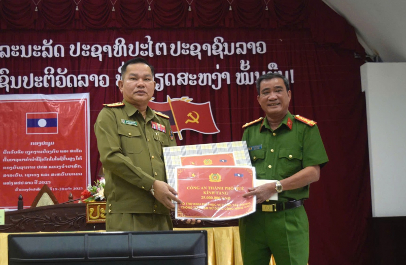 Công an TP Huế và Công an tỉnh Salavan (Lào) ký kết quy chế triển khai Tổ phòng, chống ma túy tại khu vực biên giới  -0