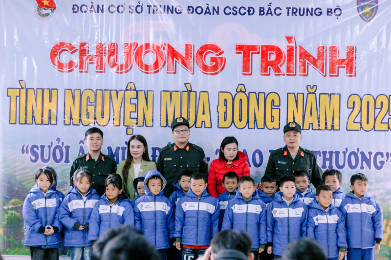 Trung đoàn CSCĐ Bắc Trung Bộ: Nhiều hoạt động ý nghĩa hướng về đồng bào vùng cao -0