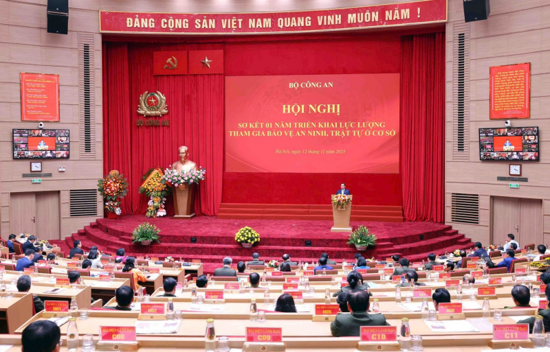 MPS reviews one-year deployment of Grassroots Security and Order Support Force -0