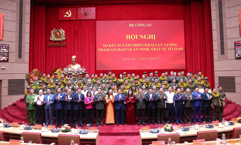 MPS reviews one-year deployment of Grassroots Security and Order Support Force -0