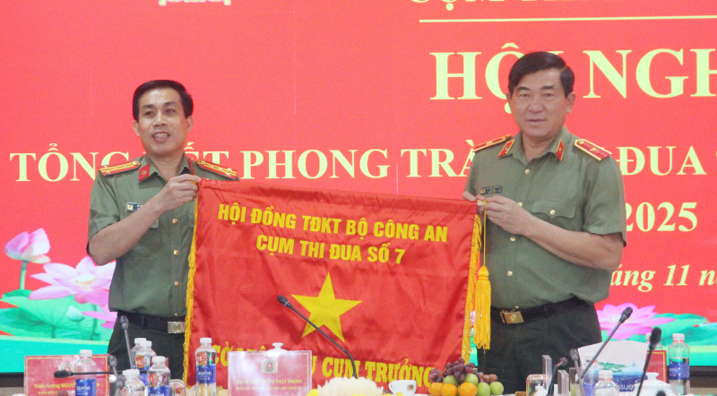 Cụm Thi đua số 7 Bộ Công an tổng kết phong trào thi đua Vì an ninh Tổ quốc năm 2025 -0