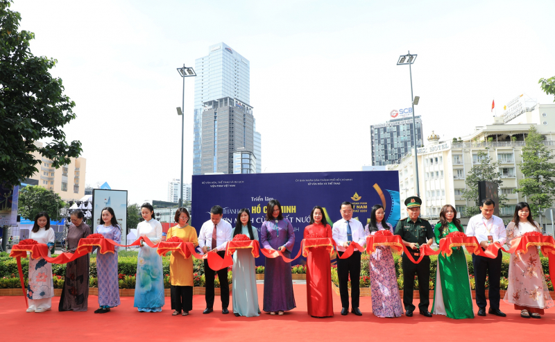 Nhiều hoạt động sôi nổi mở màn Liên hoan Phim Việt Nam XXIV - năm 2025 -1