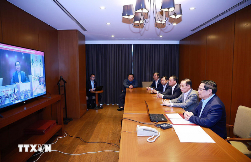 Thủ tướng: Tiếp cận ngay trong đêm nay các khu vực bị cô lập để cứu trợ -0