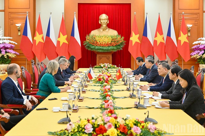 Tổng Bí thư Tô Lâm tiếp Chủ tịch Thượng viện Quốc hội Cộng hòa Czech -0