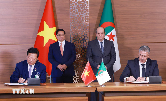 Toàn văn Tuyên bố chung về thiết lập quan hệ Đối tác Chiến lược Việt Nam-Algeria -1