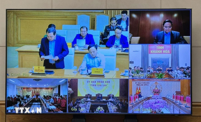 Thủ tướng chủ trì họp khẩn trực tuyến từ Algeria về ứng phó bão lũ -0