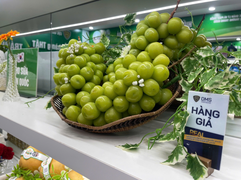 500 sản phẩm thật - giả được trưng bày để người dân nhận diện -0