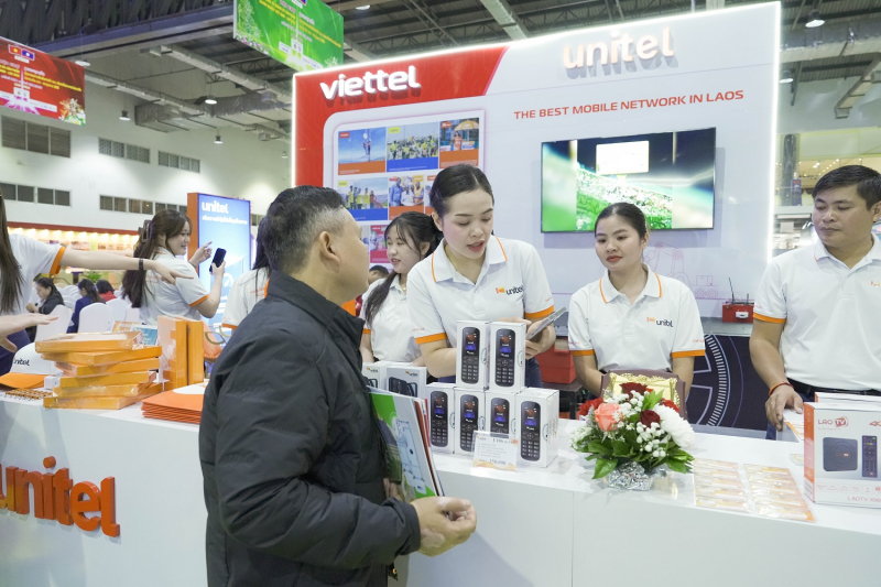 Viettel giới thiệu nhiều công nghệ phục vụ cuộc sống số tại Hội chợ kết nối giao thương Việt Nam – Lào -0