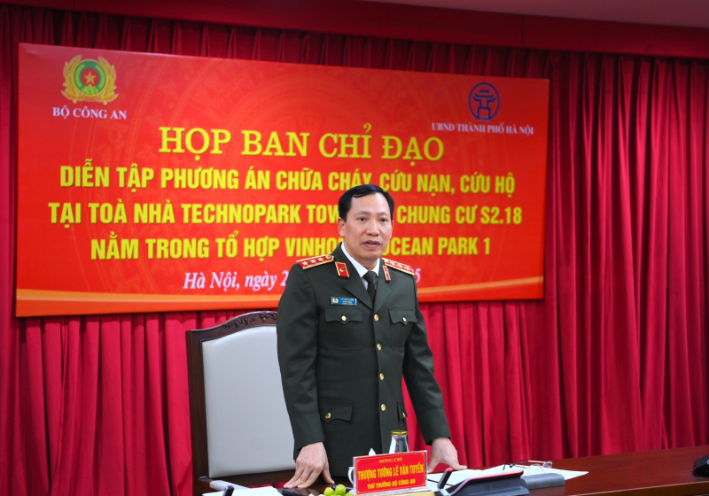 Họp Ban Chỉ đạo diễn tập phương án chữa cháy, cứu nạn, cứu hộ tại các tòa nhà cao tầng trên địa bàn TP Hà Nội -0