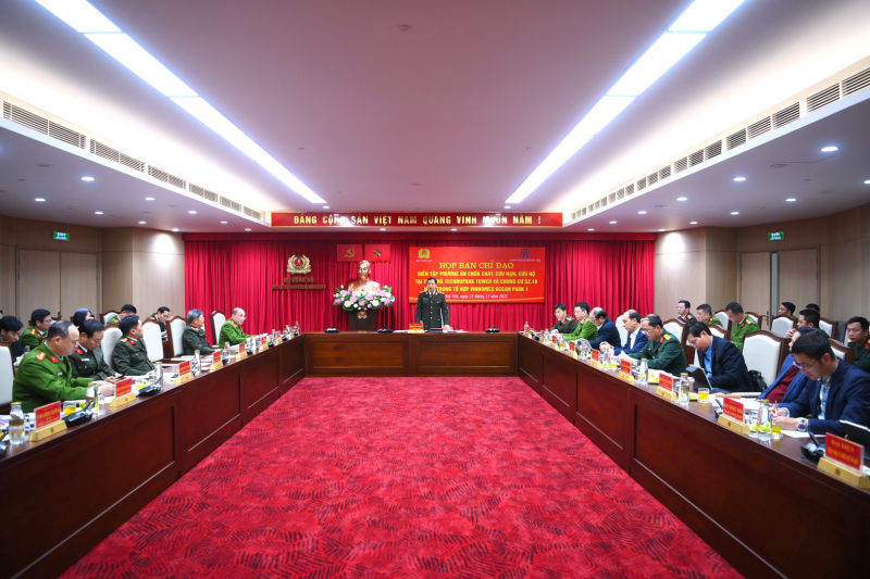 Họp Ban Chỉ đạo diễn tập phương án chữa cháy, cứu nạn, cứu hộ tại các tòa nhà cao tầng trên địa bàn TP Hà Nội -0