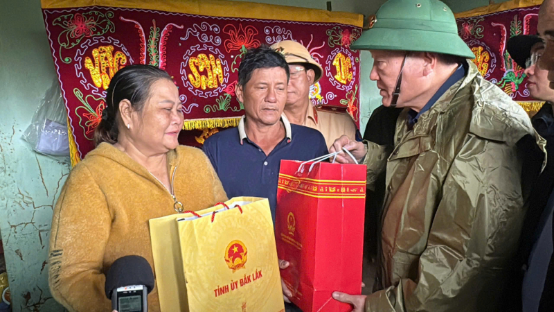 Cần tập trung lực lượng khắc phục sau cơn lũ lịch sử -0