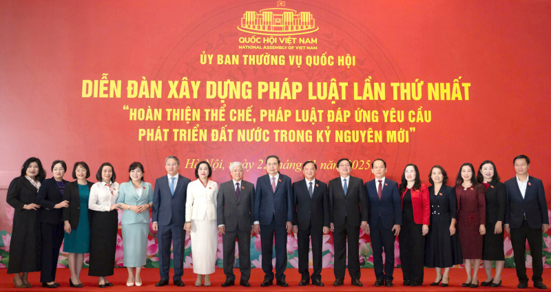 Tiếp tục đổi mới tư duy xây dựng pháp luật, nâng cao chất lượng hoạt động lập pháp -0