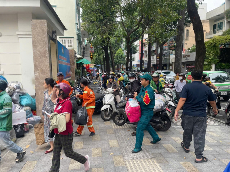 Triệu tấm lòng người dân TP Hồ Chí Minh hướng về đồng bào vùng lũ -1