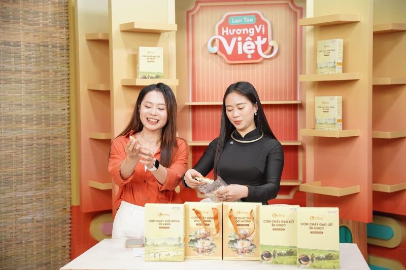 Shopee hỗ trợ doanh nghiệp Thái Nguyên xúc tiến tiêu thụ đặc sản qua livestream -0