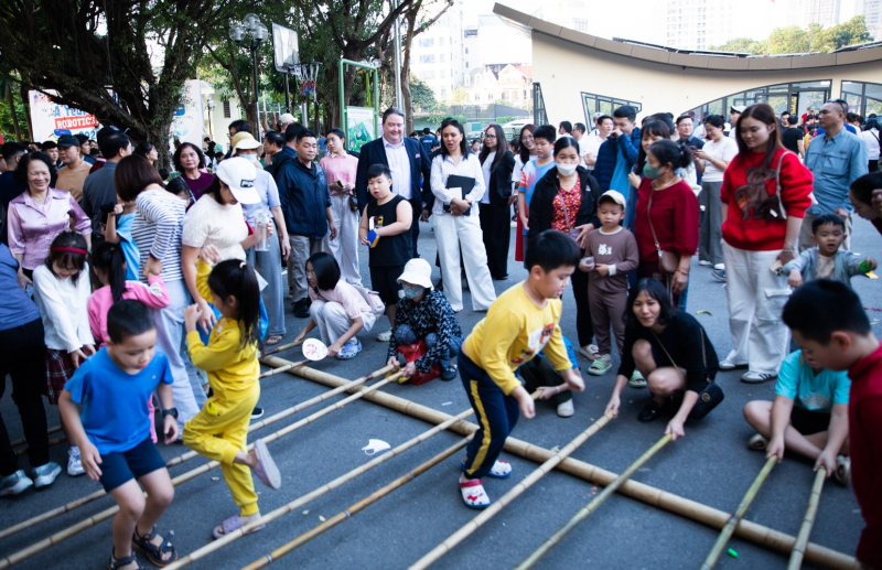 Đặc sắc Lễ hội hữu nghị Hoa Kỳ - Việt Nam -0