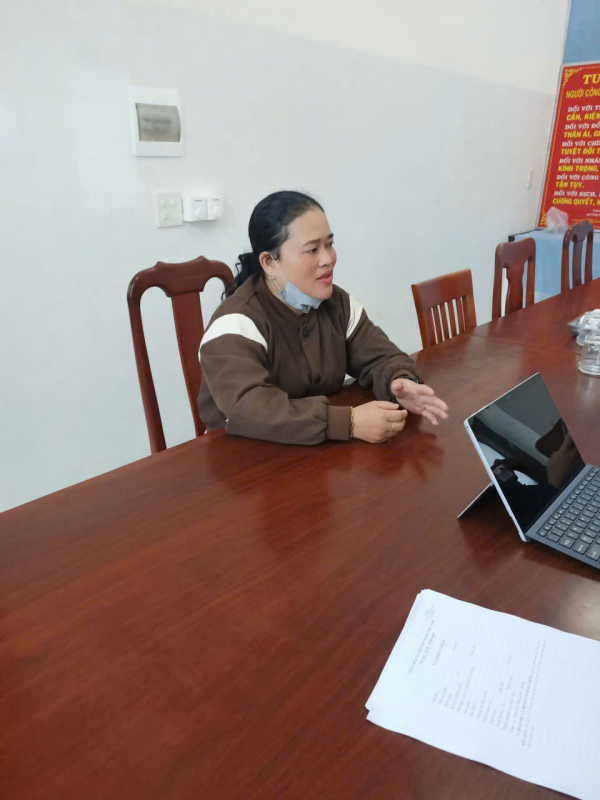 Công an làm việc với người phụ nữ phao tin “sập nhà lầu, hàng chục người chết” -0