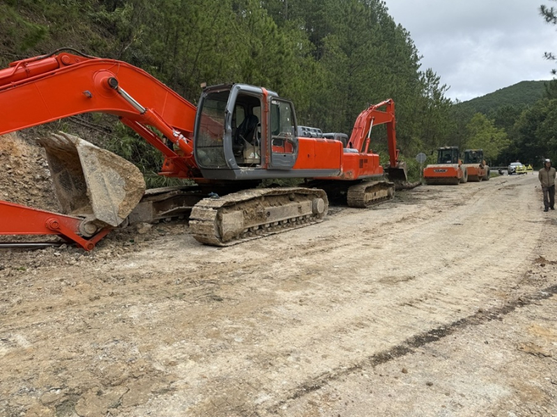 Bất ngờ tạm dừng khắc phục sự cố trên đèo Mimosa Đà Lạt -0