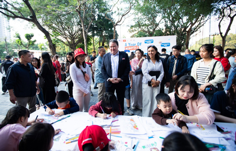 Đặc sắc Lễ hội hữu nghị Hoa Kỳ - Việt Nam -1