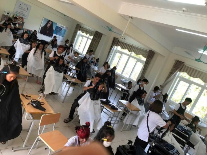 Bài 1: Không để ai bị bỏ lại phía sau -0