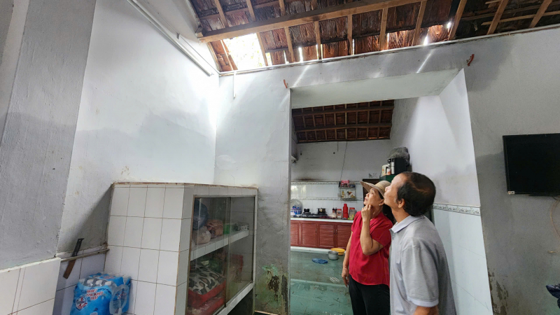 Chuyện cảm động về 22 cán bộ, chiến sĩ bỗng nhiên “mất tích” vì mãi lo cứu hộ -0