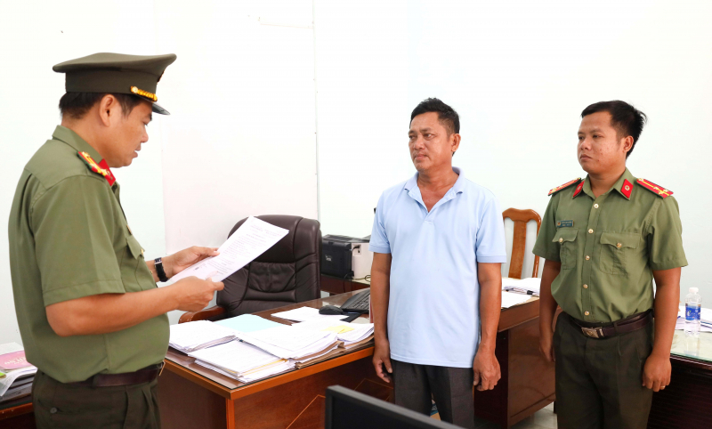 Cà Mau quyết liệt đấu tranh với khai thác thủy sản bất hợp pháp IUU -0