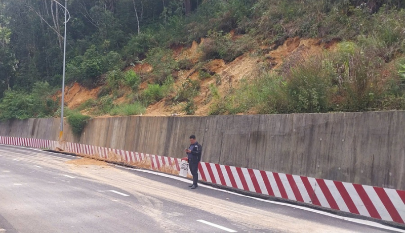 Prenn Pass នៅ Da Lat មានការបាក់ដីធ្ងន់ធ្ងរម្តងទៀត -0