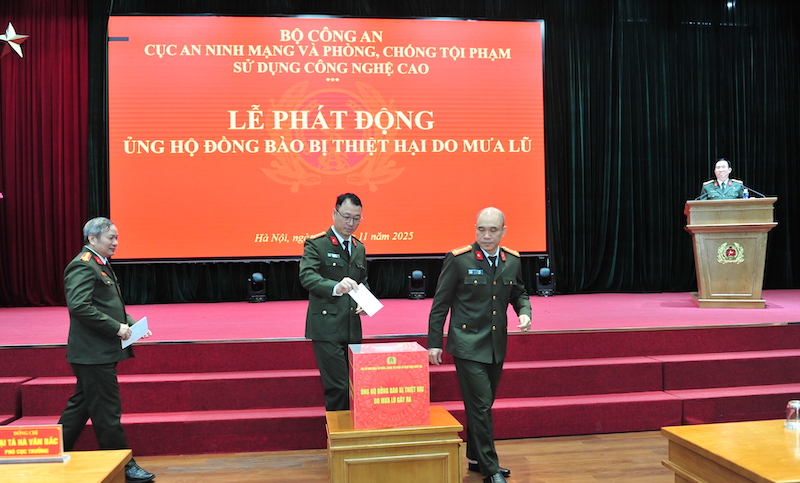 Cục An ninh mạng và phòng, chống tội phạm sử dụng công nghệ cao ủng hộ cho đồng bào bị bão lũ -1