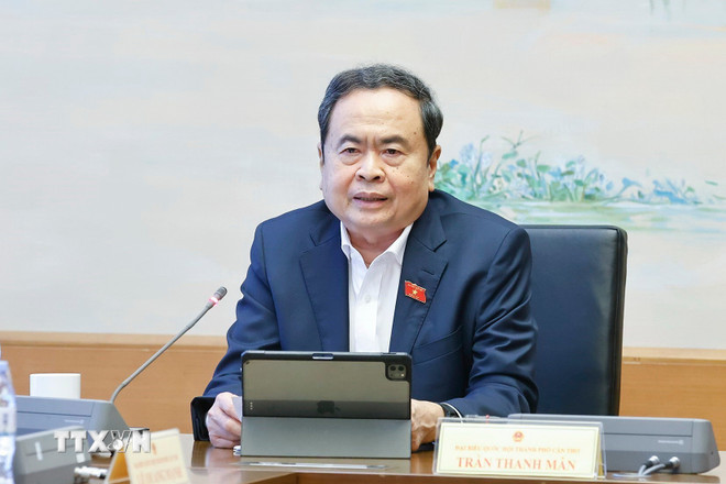 Tổng Bí thư Tô Lâm: Cần coi trọng chăm sóc sức khỏe ban đầu và dự phòng -0